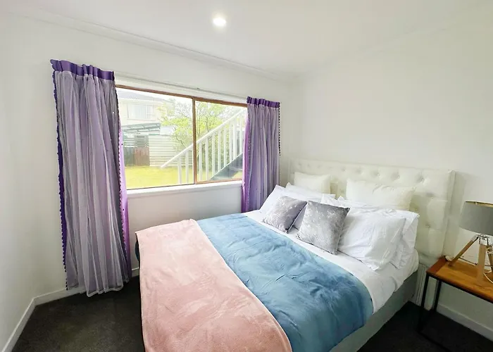 4 Bedrooms Escape, Close To Cbd