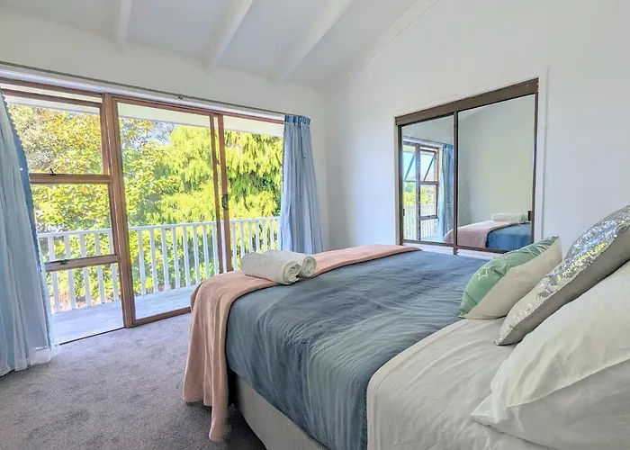 4 Bedrooms Escape, Close To Cbd