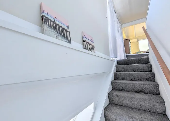 펜션 4 Bedrooms Escape, Close To Cbd *