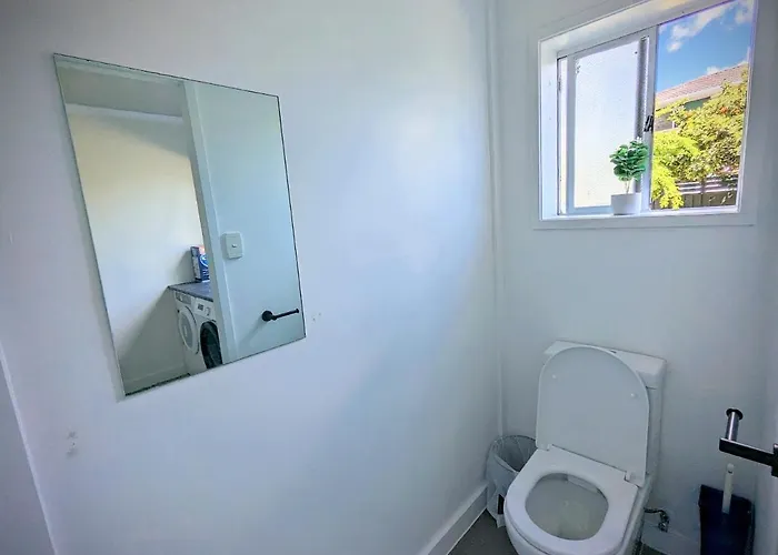 펜션 4 Bedrooms Escape, Close To Cbd *